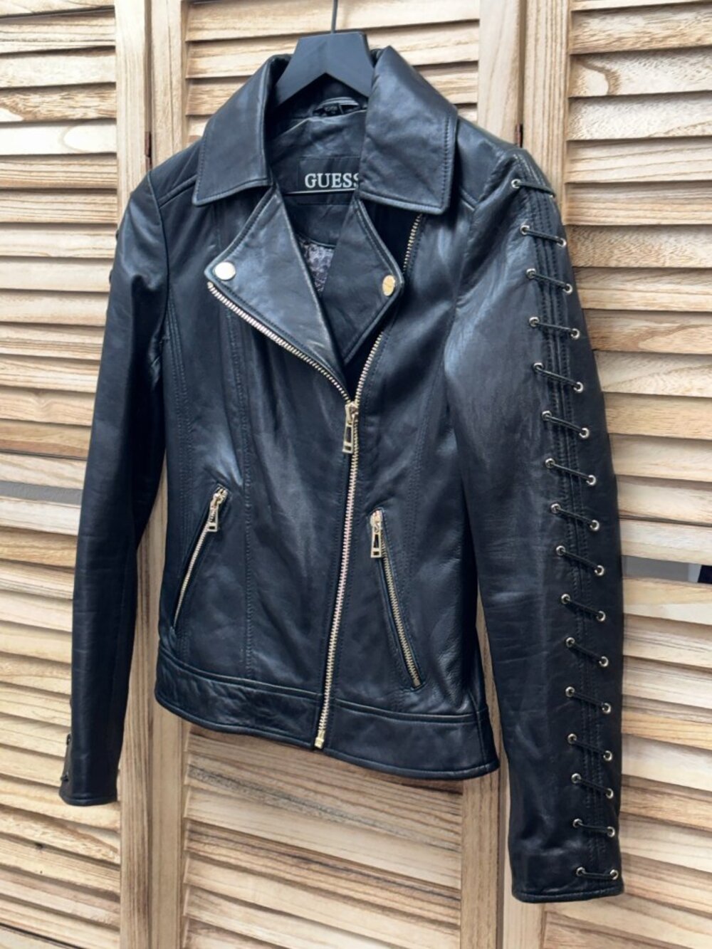 Guess Black Genuine Leather Gold Hardware Moto Jacket – Size XSmall - Picture 2 of 11